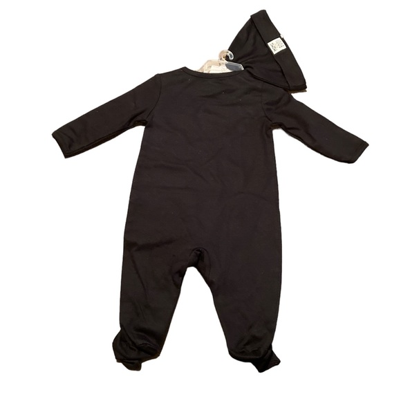 🎉HP🎉 Carter’s Just One You Outfit - Picture 7 of 9